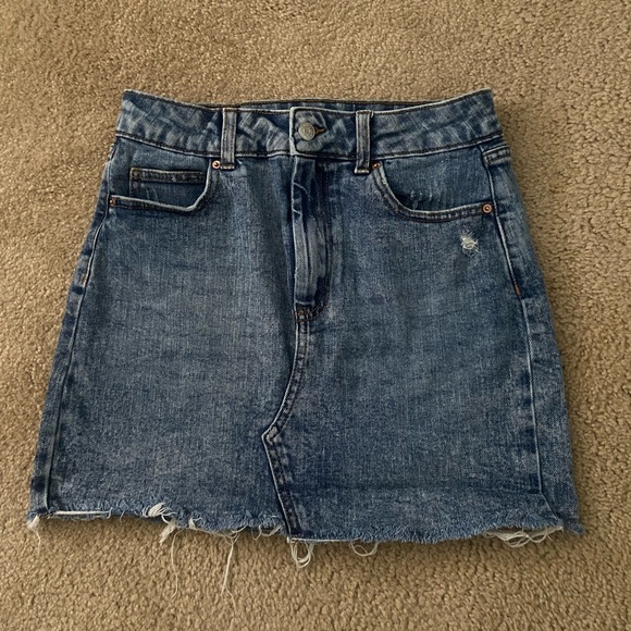 Denim skirt - Picture 1 of 1